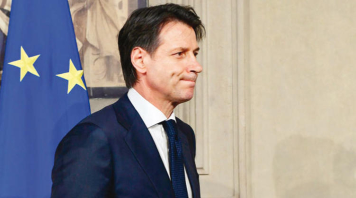 İtalya Başbakanı Conte istifa edeceğini açıkladı
