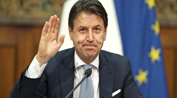 İtalya Başbakanı Conte istifa etmeyi planlıyor