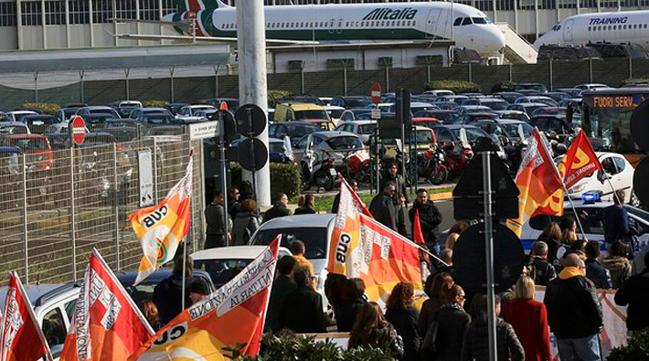 İtalya havaalanlarında grev