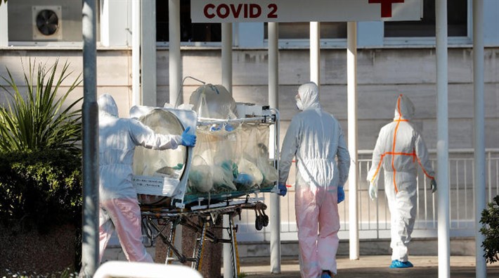 İtalya'da koronavirüs nedeniyle hayatını kaybedenlerin sayısı 10 bini geçti