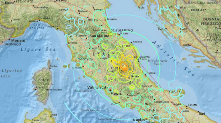 İtalya'da deprem!