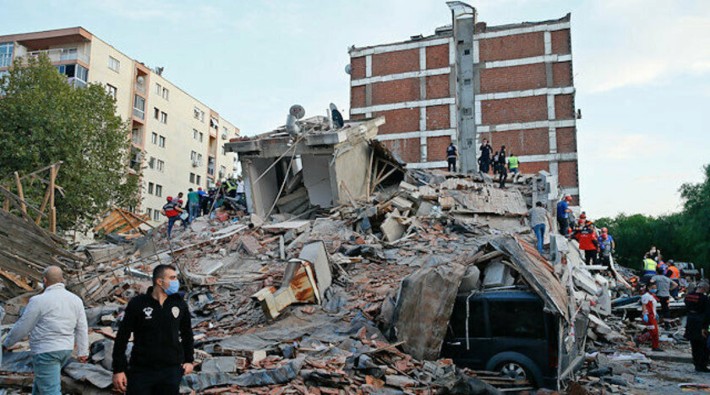 İzmir depreminin ardından artçılar devam ediyor