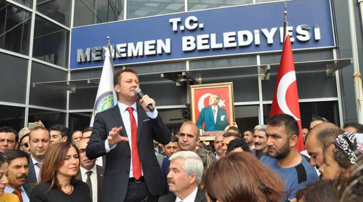 İzmir Menemen Belediye Başkanı Serdar Aksoy: Bundan sonra Menemen'de ırkçılık yok