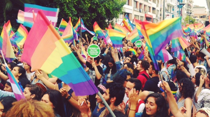 İzmir Valiliği, 7. İzmir LGBTİ+ Onur Haftası etkinliklerini yasakladı