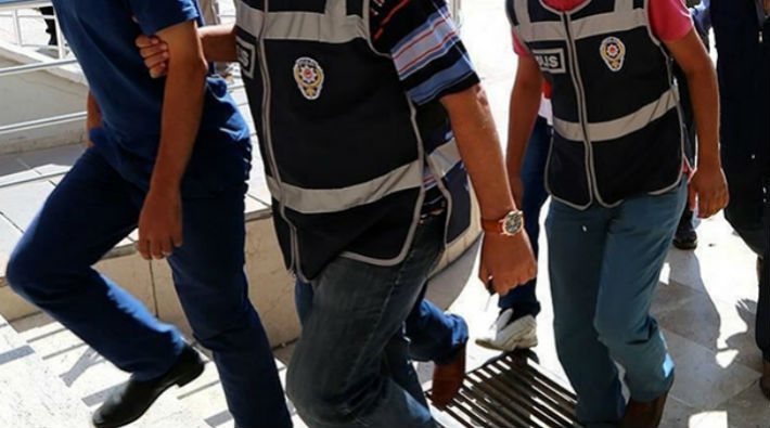 İzmir'de 3 günde 44 kişi tutuklandı
