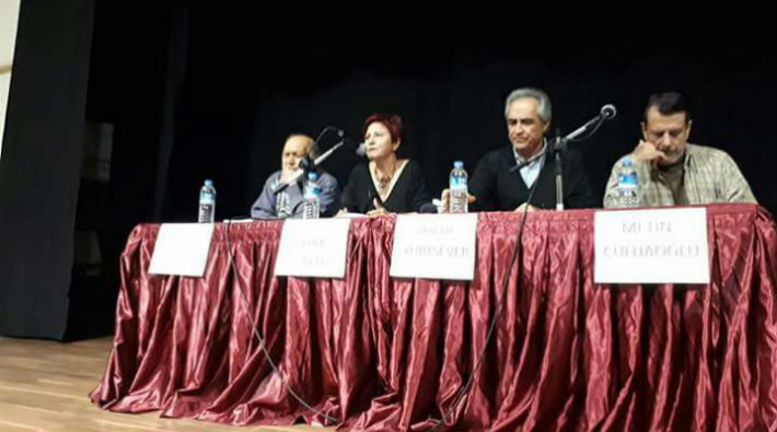 İzmir'de 'Sosyalizmin Yön Arayışı' paneli gerçekleştirildi