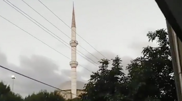 İzmir'deki bazı camilerde bu kez de 'Yuh Yuh' çalındı