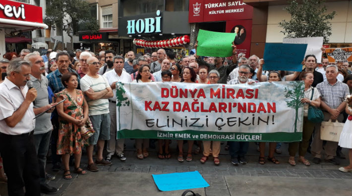 İzmir'de doğa katliamına tepki: 'Dünya mirası Kaz Dağları'ndan elinizi çekin!'