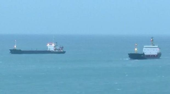 İstanbul Boğazı'nda tankerle çarpışan balıkçı teknesi battı: 3 balıkçının yeri tespit edildi