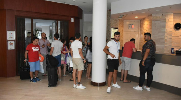 Katar kraliyet ailesi Marmaris'te otel boşalttırdı: 500 turist odalarından çıkarıldı