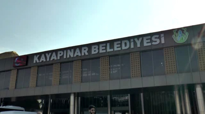 Kayyum atanan belediyede AKP'li başkanın 2 çocuğuna işe gitmeden maaş
