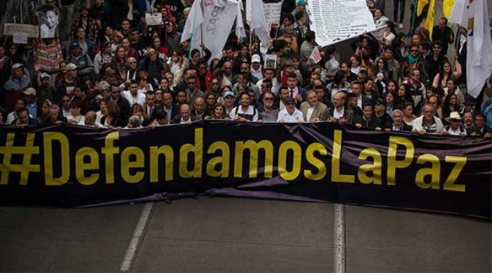 Kolombiya'da bir insan hakları savunucusu daha öldürüldü