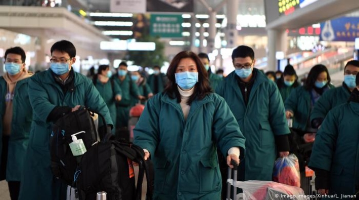 Japonya'da İngiltere'den dönen 5 kişide mutasyona uğramış koronavirüs tespit edildi