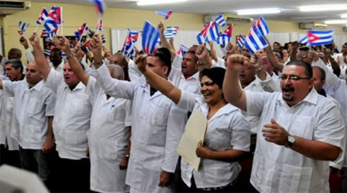 Kübalı ve Venezuelalı doktorlar birlikte 6 milyon operasyon yaptı
