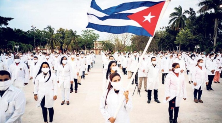 Küba'da 1 Mayıs sağlık çalışanlarına adandı