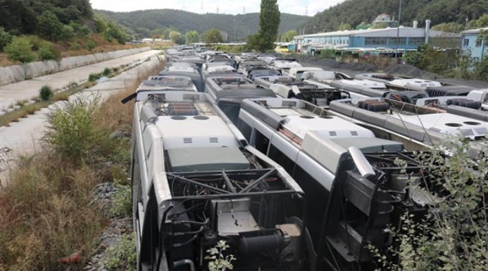 AKP’nin 63 milyon euroluk zararı: Kullanılamayan metrobüsler çürüdü