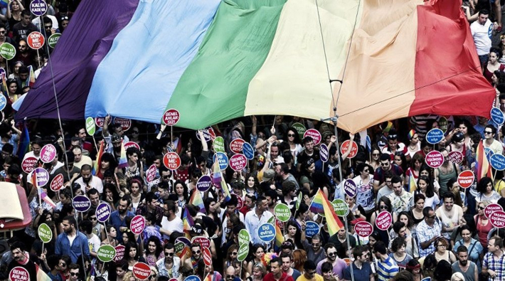 İstanbul Valiliği Bakırköy’deki Onur Yürüyüşü’nü yasakladı