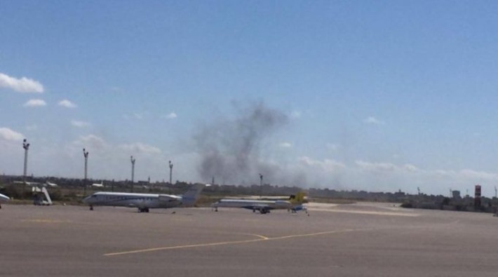 Libya'da Hafter milisleri Mitiga Havalimanı’nı vurdu