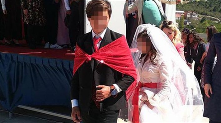 Lisede ‘gelenek göreneklerimiz’ adı altında öğrencilere evlilik canlandırıldı