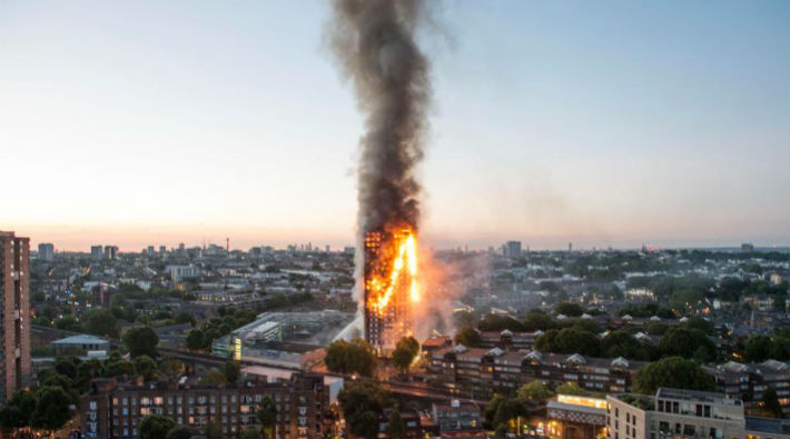 Londra polisi yangın sonrasında kayıp olan 58 kişinin hayatını kaybetmiş olabileceğini açıkladı