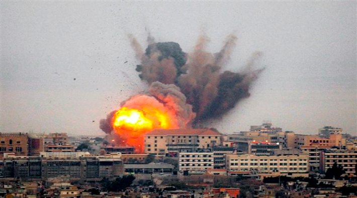 Lübnan Cumhurbaşkanı: İsrail'in saldırıları savaş ilanı