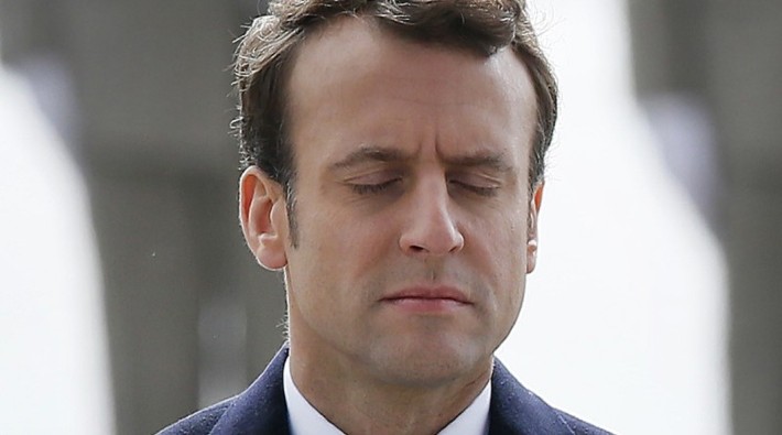 Macron'un partisi mecliste çoğunluğu kaybetti