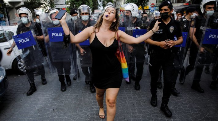 Madonna, İstanbul Onur Yürüyüşü’ndeki Liana Georgi'nin videosunu paylaştı: 'Neden bu kadar çok polis var?'
