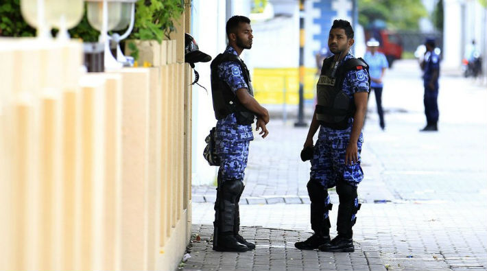 Maldivler'de devlet başkanı parlamentoyu kapattı