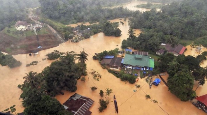 Malezya'da sel baskınları: 11 bin 443 kişi tahliye edildi