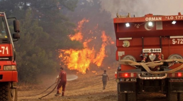 Manavgat'ta 2 yangın işçisi hayatını kaybetti
