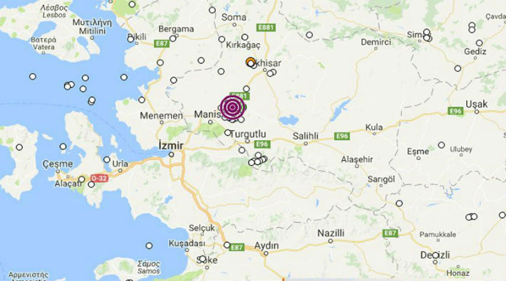 Manisa'da 5.2 büyüklüğünde deprem: Birçok ilde hissedildi