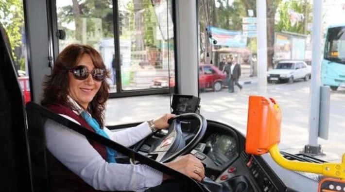 Manisa'nın tek kadın halk otobüs şoförü Kod 29’la işten çıkarıldı