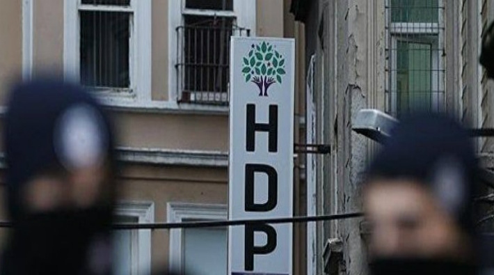 Mardin’de ev baskınları: HDP ve DBP’li yöneticiler gözaltına alındı