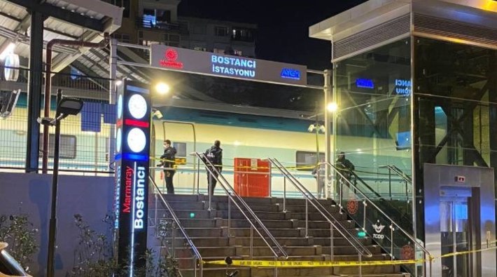 Marmaray'da tren raylarına atlayan kişi yaşamını yitirdi