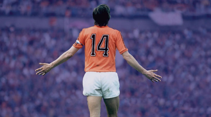 Cruyff'un giydiği son kramponlar açık artırmayla satıldı