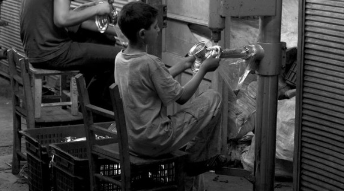 MEB, çocuk işçiliği teşvik etmeye devam ediyor: Tatilde çıraklık projesi