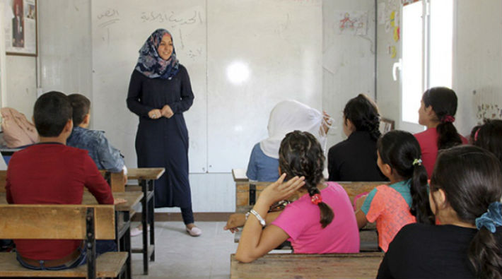 Türkiye Cumhuriyeti vatandaşlığına önce Suriyeli öğretmenler alınacak