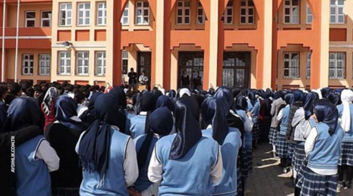 MEB'den ilkokul öğretmenlerine: 'Çocukları imam hatibe yönlendirin!'
