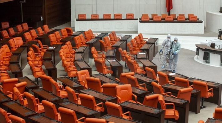 Meclis'te koronavirüse yakalananların sayısı 37'ye yükseldi