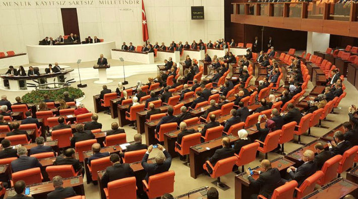 CHP'nin yeni Meclis Başkanvekili Yaşar Tüzün oldu