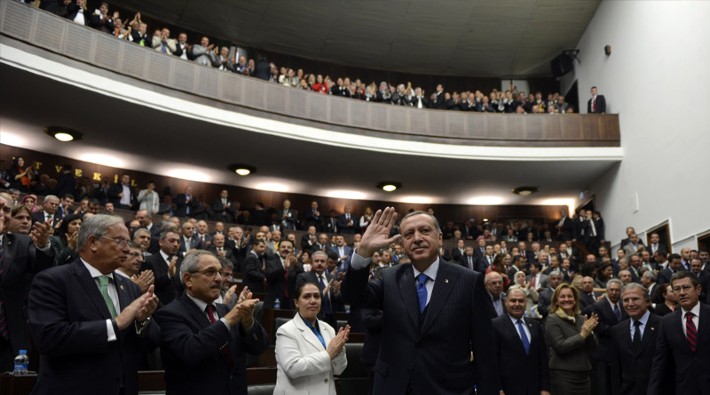 AKP'li vekiller, muhalefeti Erdoğan'a şikayet etti: 'Çok konuşuyorlar, susturun'