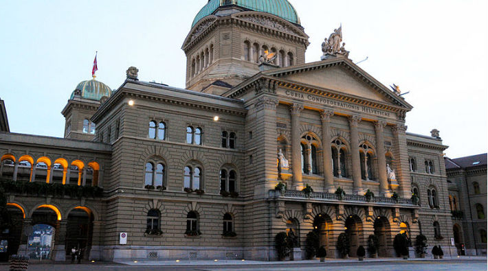 İsviçre'de Meclis toplanmaya değer gündem olmadığı için açılmadı