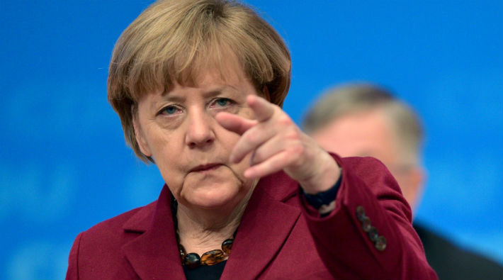 Merkel'den AfD açıklaması: Bizden daha sağcı bir parti olmamalı