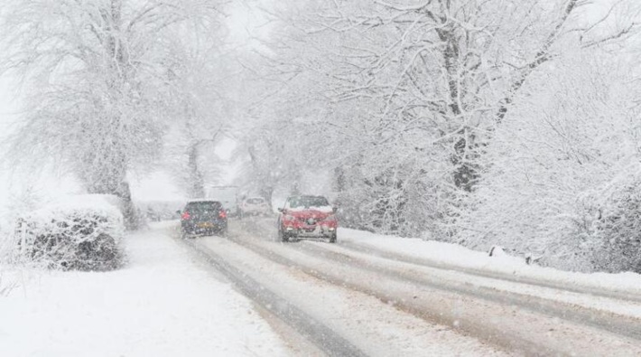 Meteoroloji'den birçok şehre yoğun kar ve fırtına uyarısı