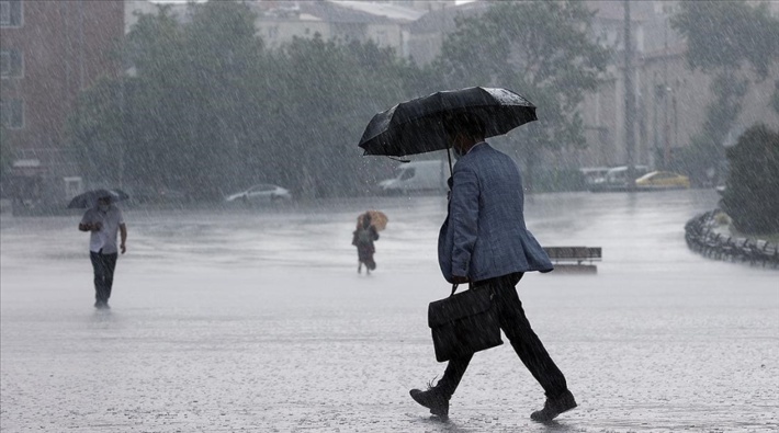 Meteoroloji'den Doğu Karadeniz'de kuvvetli yağış uyarısı
