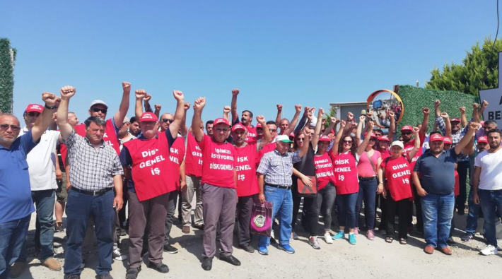 MHP'li Aliağa Belediyesi'nde işçi kıyımına çalışanlardan tepki: Temizlik işçileri iş bıraktı!