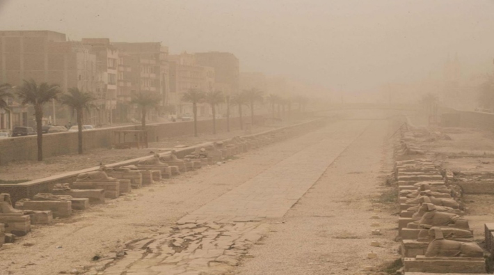 Mısır'da sel ve kum fırtınası: En az 5 ölü