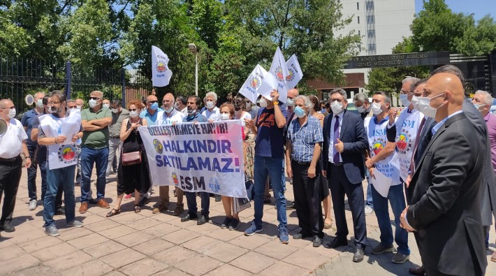 Genel Müdürlük önünde protesto: 'MKE'yi özelleştirmenin önünü açıyorlar, izin vermeyeceğiz!'