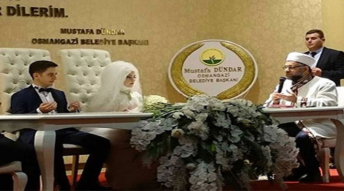 'Müftülere resmi nikah yetkisi' Meclis'ten geçti