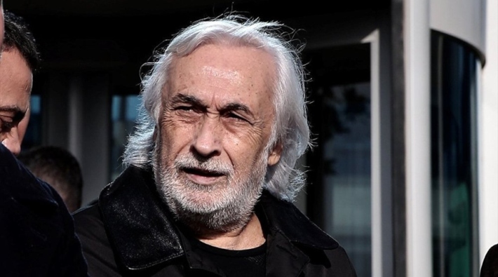 Müjdat Gezen, Nilhan Osmanoğlu'na hakaret davasından beraat etti